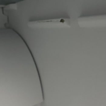 Arçelik Buzdolabı Dondurucu Kapağı Kırıldı Servis Yardımcı Olmadı