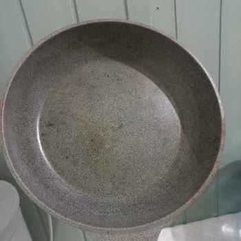 Karaca Neptün Granit Tencere Setinde Kısa Sürede Kararma Ve Yapışma Sorunu