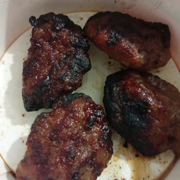 Siparişimdeki Köfteler Yine Yanık Geldi Ve Şikayetim Yanıtsız Kaldı