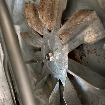 Garanti Kapsamındaki Airfryer'da Paslanma Ve Servis Sorunu