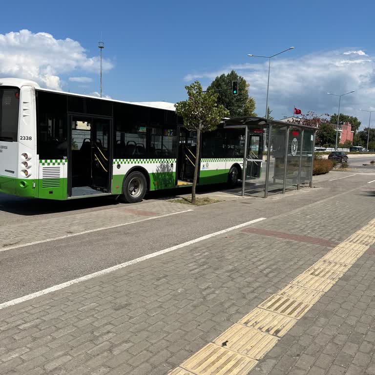 Durağa Yanaşamayan Otobüsler Yüzünden Sürekli Mağduriyet Yaşıyorum