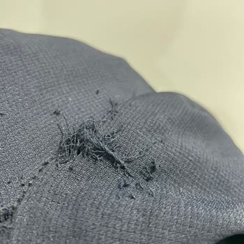 Kısa Sürede Deforme Olan Pardösü Ve Çözüm Sunmayan Müşteri Hizmetleri