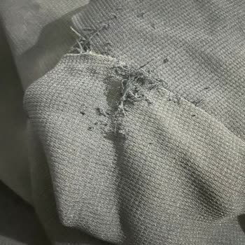 Kısa Sürede Deforme Olan Pardösü Ve Çözüm Sunmayan Müşteri Hizmetleri