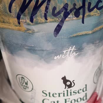 Mystic Aldığım Kedi Mamasını Kedilerim Yemiyor, Değişim Veya İade Talep Ediyorum