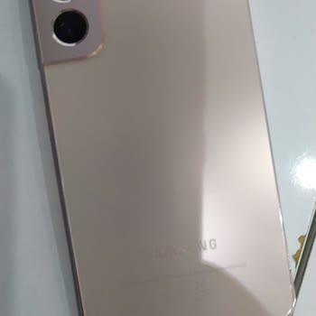 Samsung Galaxy S22'de Aşırı Isınma Ve Batarya Şişmesi Sorunu İçin Çözüm Bulunamadı