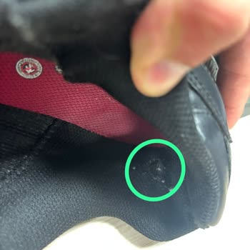 Skechers Garanti Kapsamındaki Ayakkabı Kısa Sürede Yıprandı, Çözüm Sunulmadı