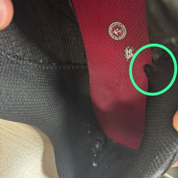 Skechers Garanti Kapsamındaki Ayakkabı Kısa Sürede Yıprandı, Çözüm Sunulmadı