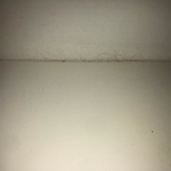 Mangelhafte Möbel und fehlenden Kundenservice bei Köksallar Mobilya