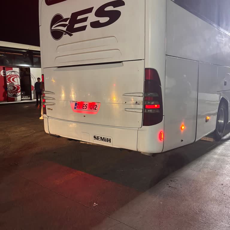 Harem'e Ulaşamadan Yolculuğu Yarıda Bıraktırıp Taksi Ücreti Ödettiler