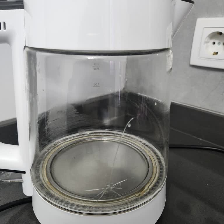 Kendi Kendine Kırılan Cam Çay Makinesi Ve Ulaşılamayan Müşteri Hizmetleri