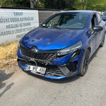 Renault Clio Parça Bekleyişi Ve Çözümsüzlük Mağduriyeti
