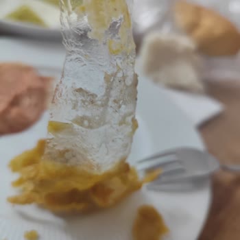 Aldığım Tavuk Ürününün İçinden Poşet Çıktı, Para İadesi Ve Özür Bekliyorum