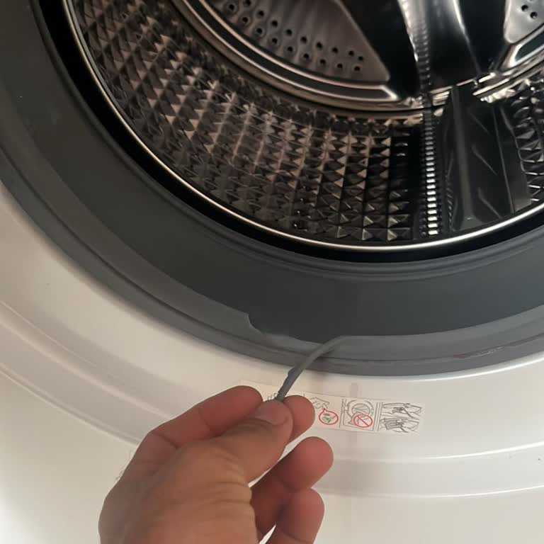 Samsung Kurutmalı Çamaşır Makinesinde Garanti Kapsamı Dışında Su Contası Sorunu Ve Mağduriyet