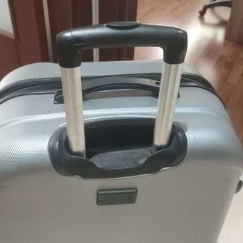 Ajet Uçuş Sonrası Bavulumda Oluşan Hasar Ve Çözüm Eksikliği