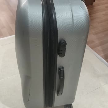 Ajet Uçuş Sonrası Bavulumda Oluşan Hasar Ve Çözüm Eksikliği