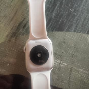 Garanti Bitiminden Hemen Sonra Apple Watch Ekran Kararması Ve Yetersiz Çözüm Önerisi