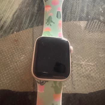 Garanti Bitiminden Hemen Sonra Apple Watch Ekran Kararması Ve Yetersiz Çözüm Önerisi