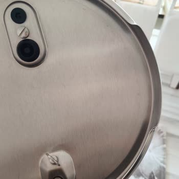 İlk Kullanımda Paslanan Düdüklü Tencere İçin Çözüm Bulunmuyor