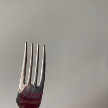 Bulaşık Tableti Tam Olarak Çözülmüyor, Bulaşıklar Temizlenmiyor