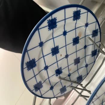 Bulaşık Tableti Tam Olarak Çözülmüyor, Bulaşıklar Temizlenmiyor