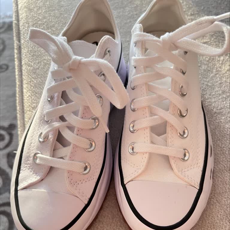 İndirimli Alınan Ayakkabıda Renk Sorunu Ve Kupon Bekletilmesi Mağduriyeti