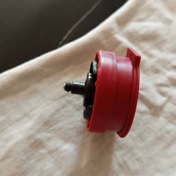 Tefal Dikey Süpürge Fırçası Kısa Sürede Arızalandı, Yedek Parça Temin Edilmiyor