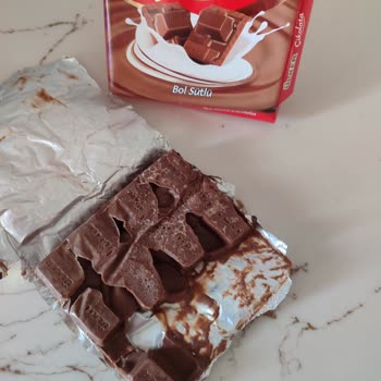 Aldığım Çikolatanın Yarısı Eksikti, Ürün Değişimi Talep Ediyorum