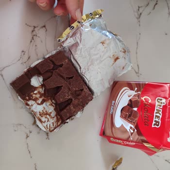 Aldığım Çikolatanın Yarısı Eksikti, Ürün Değişimi Talep Ediyorum