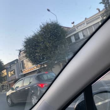 Renault Clio Camında Darbesiz Çatlama Ve Garanti Dışı Bırakılması