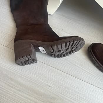 Kısa Sürede Renk Solan Süet Bot İçin Derimoddan Olumsuz Müşteri Hizmeti Deneyimi