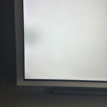 Sony TV'de Kronik Ekran Lekesi İçin Yüksek Onarım Ücreti Mağduriyeti