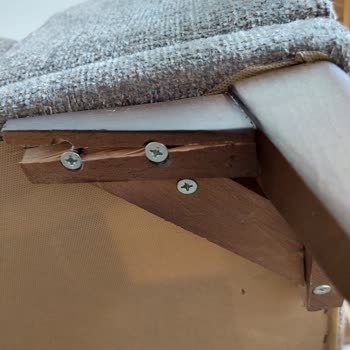 Ayıplı Koltuk Teslimatı Ve Çözülmeyen Mağduriyet