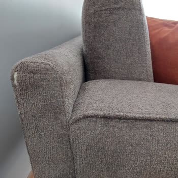 Ayıplı Koltuk Teslimatı Ve Çözülmeyen Mağduriyet