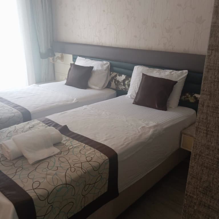 Rezervasyonumda Oda Ve Hizmet Eksikliği, Ücret İadesi Sorunu