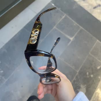 Atasun Optikten Alınan Gözlükte Tekrar Yaşanan Memnuniyetsizlik Ve Değişim Sorunu