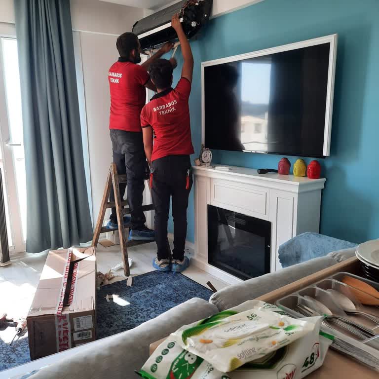 Vestfrost Garanti Süresi Bitmeden Arızalanan Klimaya Hasarlı Parça Takıldı