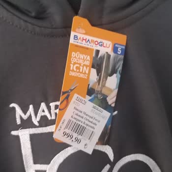 Okulun Logolu Kıyafet Zorunluluğu Aileleri Maddi Olarak Zorluyor