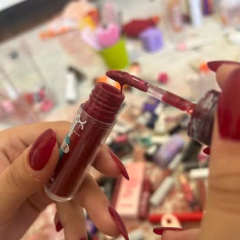 Satın Aldığım NYX Lip Gloss Kısa Sürede Bozuldu, Değişim Ve Açıklama Talep Ediyorum