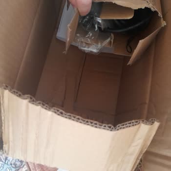 Kargom Açılmış Ve Hasarlı Teslim Edildi, Açıklama Bekliyorum!