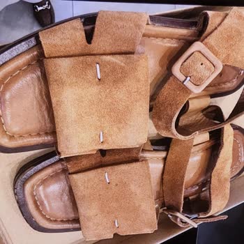 Sürekli Kusurlu Gelen Sandalet İçin Para İadesi Talebim Karşılanmıyor