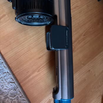 Philips Dikey Süpürgede Aniden Oluşan Kırık Ve Garanti Talebi