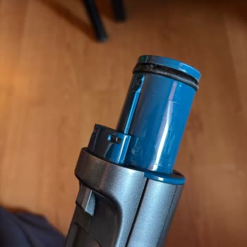 Philips Dikey Süpürgede Aniden Oluşan Kırık Ve Garanti Talebi