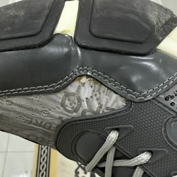 Satın Aldığım Ayakkabıda Sürekli Sorun Yaşadım, Hiçbir Şekilde Destek Alamadım