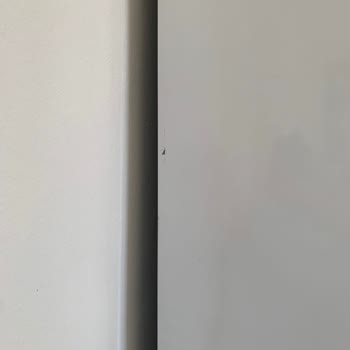 Arçelik Buzdolabı Arızası Ve Servis Sonrası Oluşan Derin Çizikler