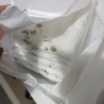 Aldığım Islak Mendillerde Küflenme Sorunu Ve İade Talebi