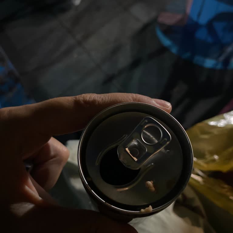 Şok Marketler Lezz Cafe İçinde Beyaz Maddeler