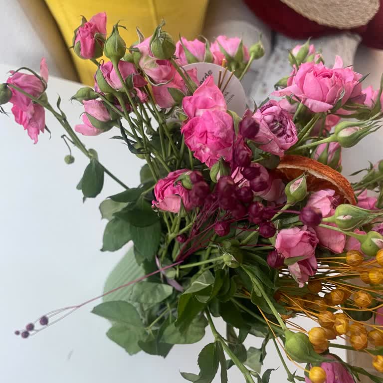 Gönderilen Çiçek Siparişi Ürünle Uyuşmuyor, Müşteri Hizmetleri Dönüş Yapmıyor