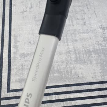 Philips SpeedPro Max Süpürge Gövdesi Ve Düğmesi Kısa Sürede Kırıldı