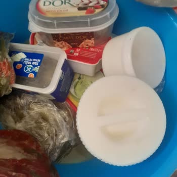 Yeni Alınan Derin Dondurucu Arızası Nedeniyle Büyük Maddi Zarar Ve İlgisiz Müşteri Hizmetleri
