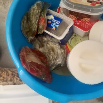 Yeni Alınan Derin Dondurucu Arızası Nedeniyle Büyük Maddi Zarar Ve İlgisiz Müşteri Hizmetleri